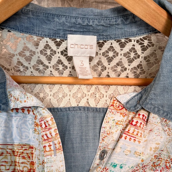 Chico’s chambray lace pattern button blouse XL - Picture 3 of 3